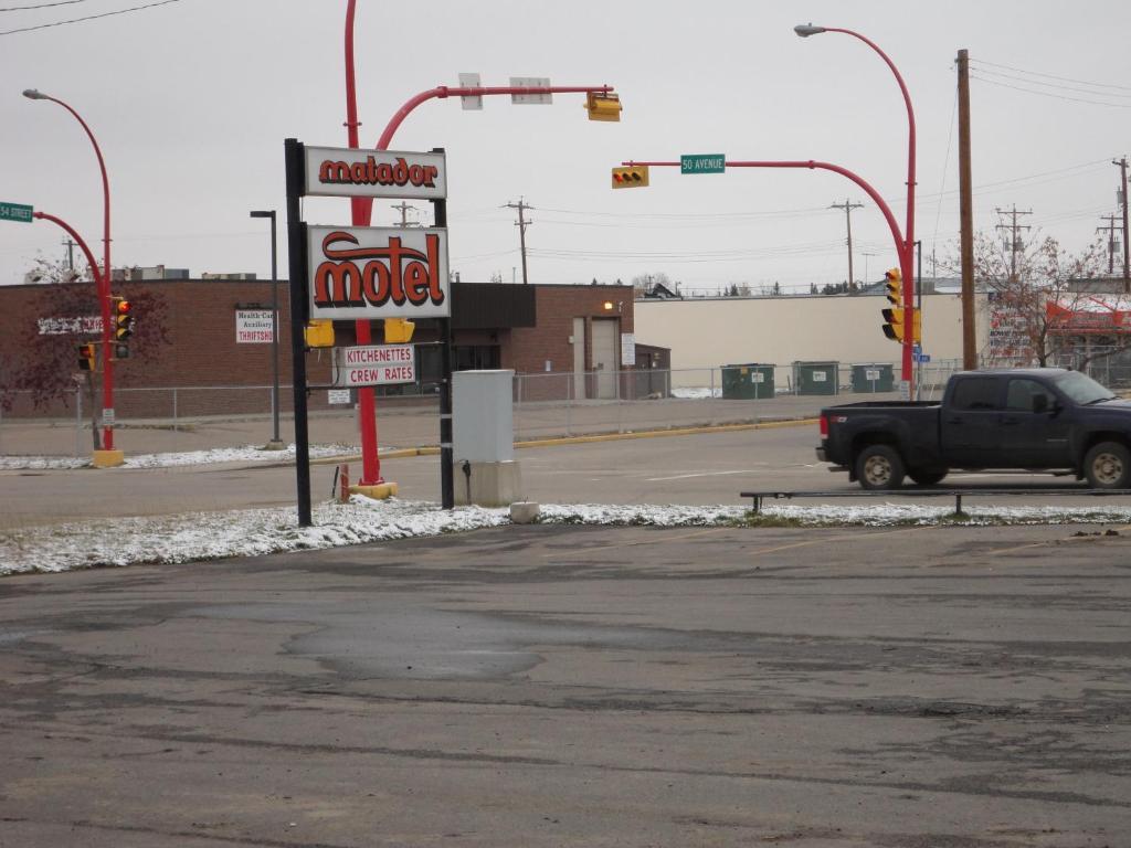 Matador Motel Drayton Valley Dış mekan fotoğraf